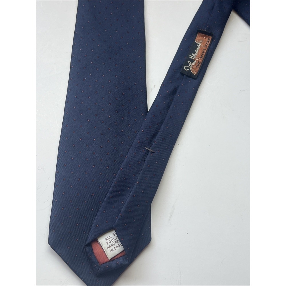 John Wanamaker Navy Mini Red Dot Bert Pulitzer Hand Printed 100% Silk Tie - Picture 2 of 5